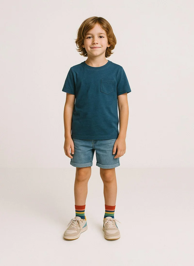 مينوتي شورت جينز للأولاد المراهقين بحافة مطوية